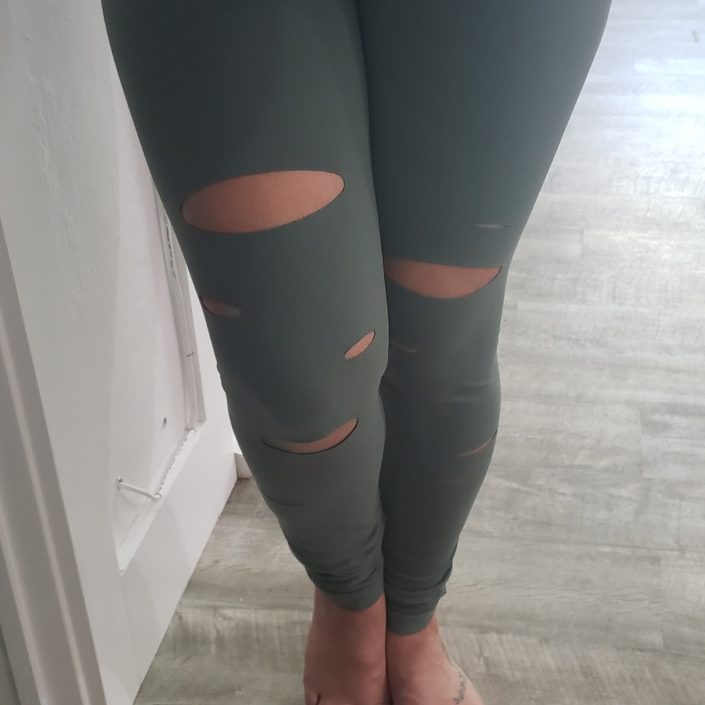 PINK (Victoria's Secret) leggings with cutouts